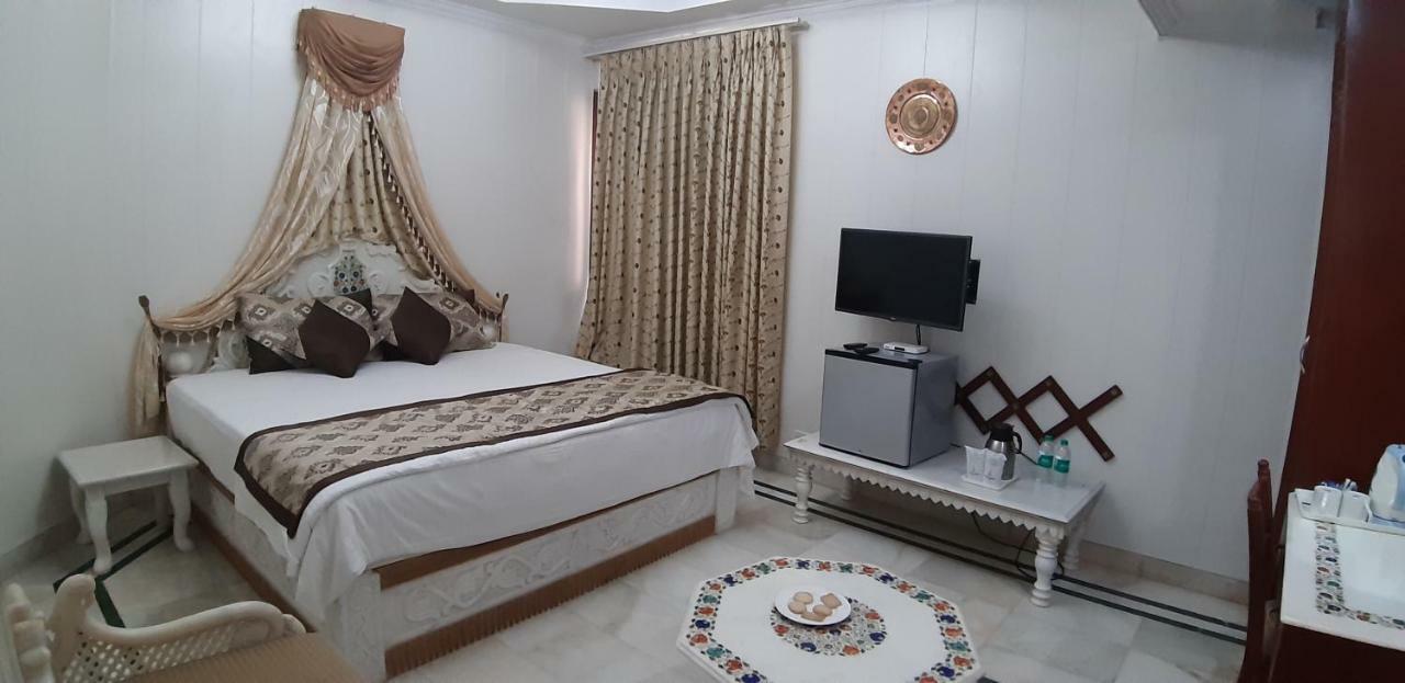 The Orchha Resort Luaran gambar
